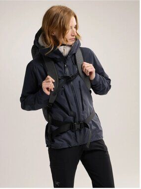 Arcteryx Alpha Jacket — Black Sapphire Women’s XS